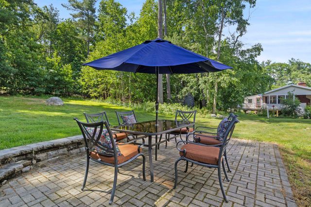 8 Diana Road, Derry, NH 03038