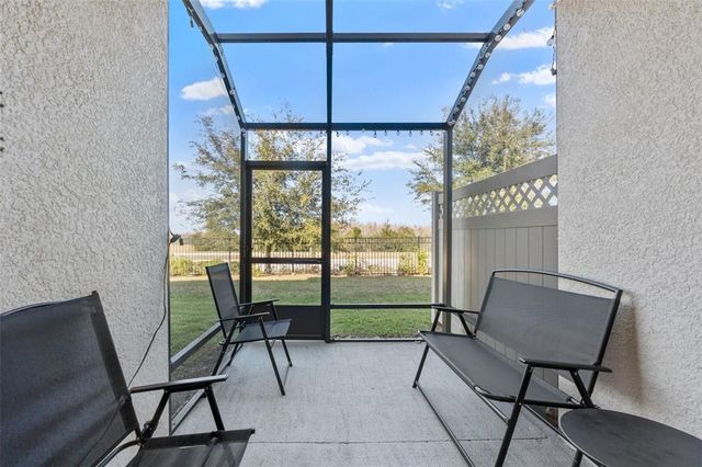 29913 SOUTHWELL LANE, Wesley Chapel, FL 33543