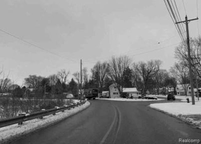 330 N Main Street, Saint Louis, MI 48880