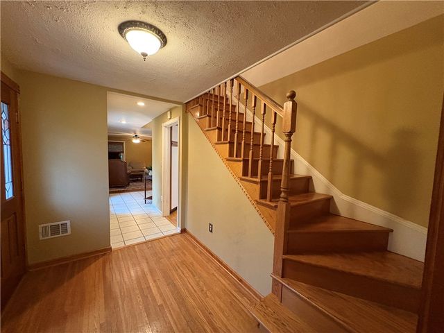 210 Elmwood Avenue, Arcadia, NY 14513