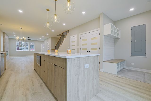 308 N Lockwood Avenue, Chicago, IL 60644