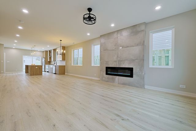 308 N Lockwood Avenue, Chicago, IL 60644