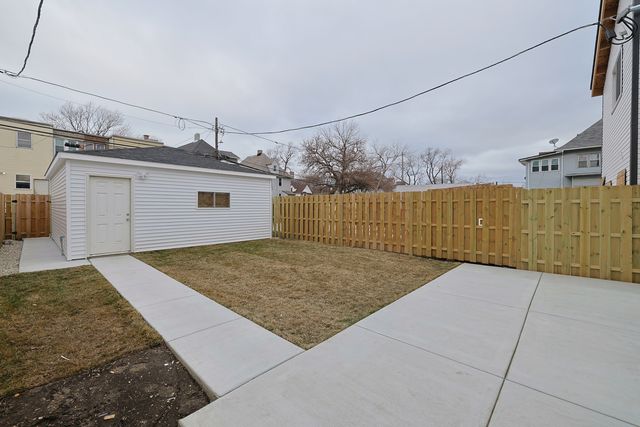 308 N Lockwood Avenue, Chicago, IL 60644