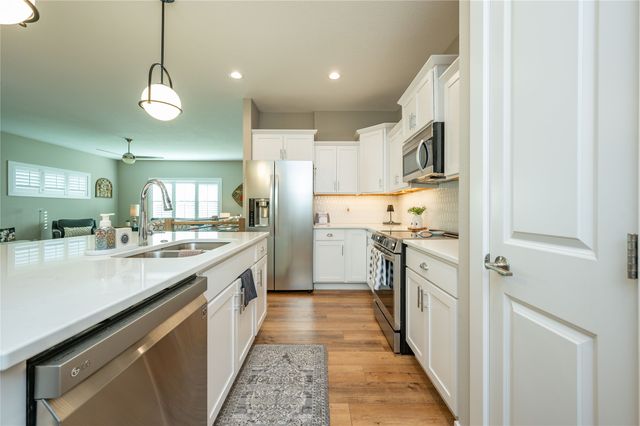 2204 SW Westwood Street, Ankeny, IA 50023