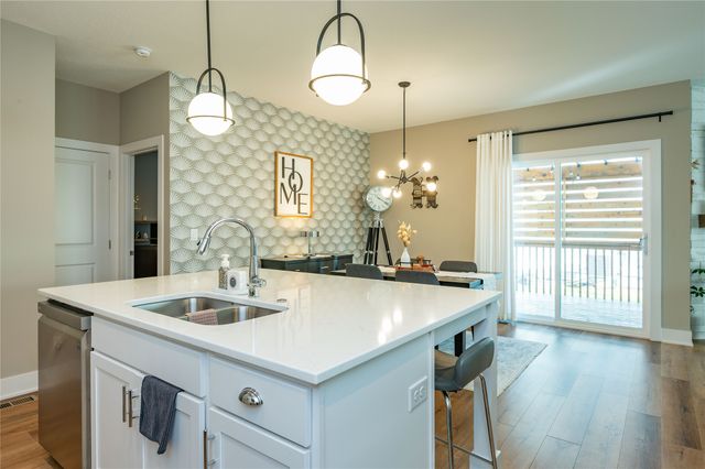 2204 SW Westwood Street, Ankeny, IA 50023