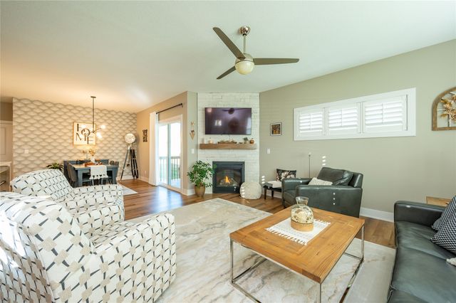 2204 SW Westwood Street, Ankeny, IA 50023