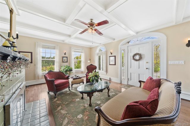 260 Ocean Avenue, Amityville, NY 11701