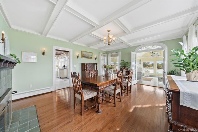 260 Ocean Avenue, Amityville, NY 11701