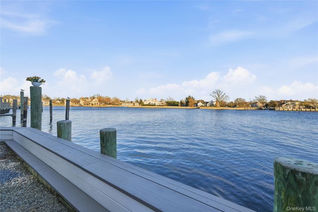 260 Ocean Avenue, Amityville, NY 11701