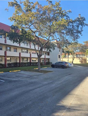 3071 E Sunrise Lakes Dr 306, Sunrise, FL 33322