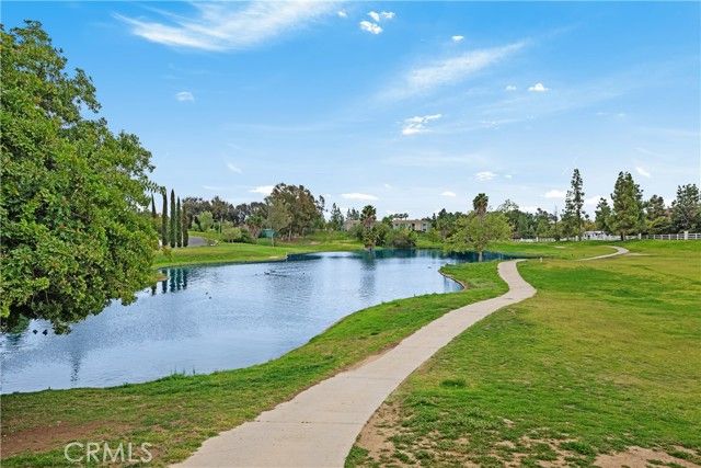 40502 Corte Lucia, Murrieta, CA 92562