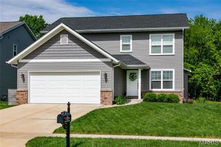 1551 N Parc Grove Court, O'fallon, IL 62269