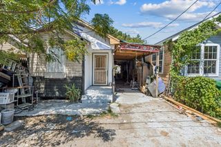 7037 Avenue L, Houston, TX 77011