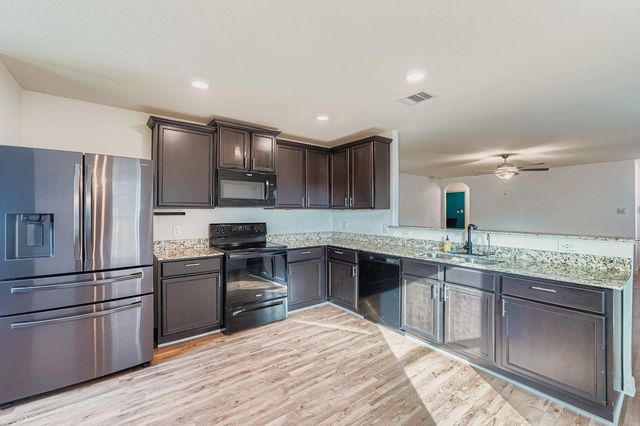 1673 Amy DR, Kyle, TX 78640