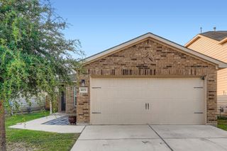 1673 Amy DR, Kyle, TX 78640