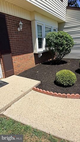 131 TOLEDO LN, Willingboro, NJ 08046