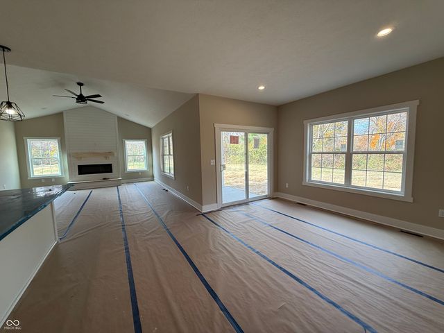 12008 Spring Creek Drive, Covington, IN 47932