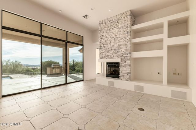 35615 N MAMIE MAUDE Drive, Cave Creek, AZ 85331