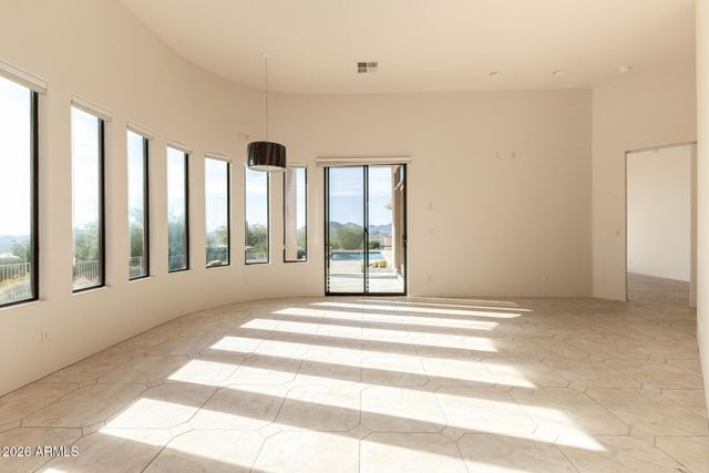 35615 N MAMIE MAUDE Drive, Cave Creek, AZ 85331