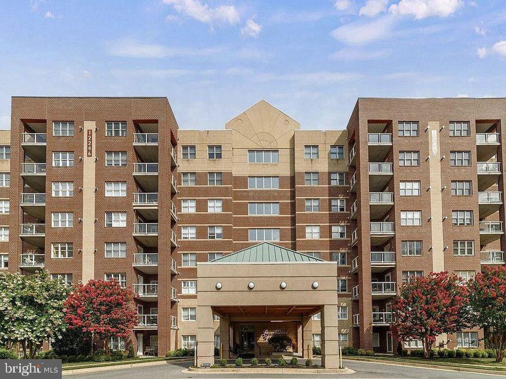 12246 ROUNDWOOD RD #304, Lutherville Timonium, MD 21093