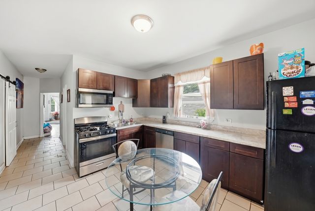 3056 E 87th Street, Chicago, IL 60617