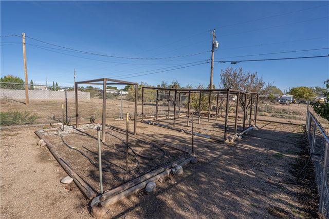 4748 Christy Dr Drive, Kingman, AZ 86409