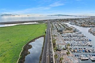 4165 Warner #205, Huntington Beach, CA 92649