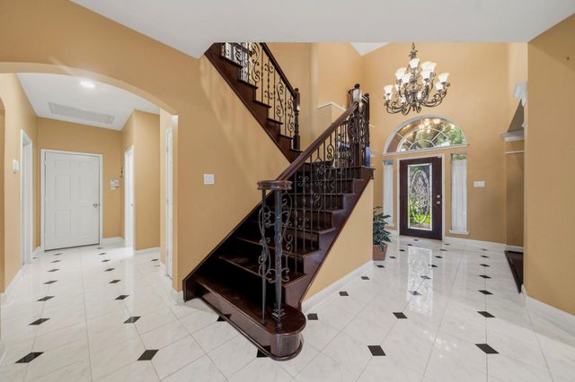 5315 April Run Court, Sugar Land, TX 77479