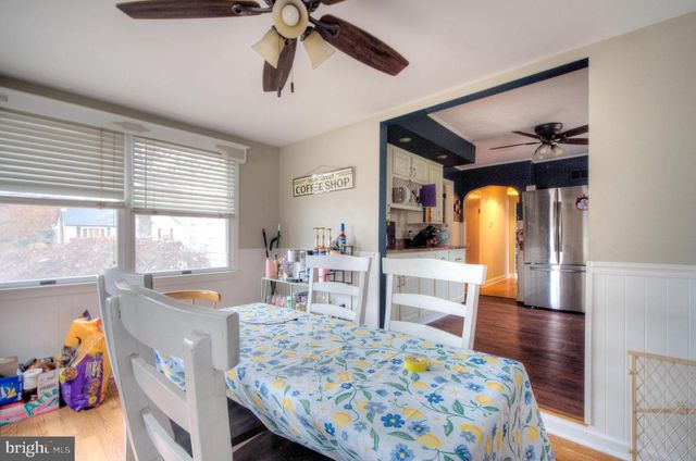 10 LINDEN RD, Bordentown, NJ 08505