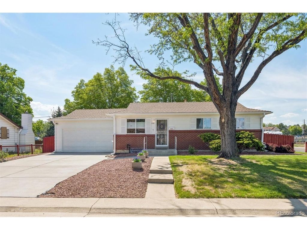 7591 Zenobia St, Westminster, CO 80030