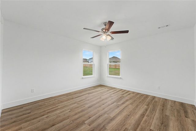 1090 Garrett Lane, Centerton, AR 72719