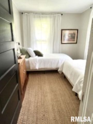 2571 S ILLINOIS Avenue, Carbondale, IL 62901