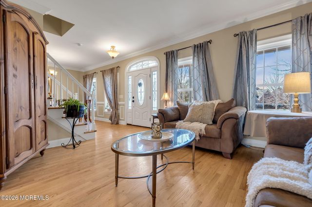 37 Olivia Way, Jackson, NJ 08527