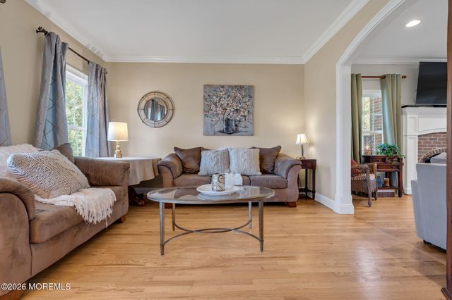 37 Olivia Way, Jackson, NJ 08527