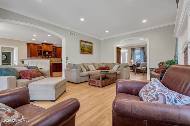 37 Olivia Way, Jackson, NJ 08527