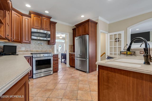 37 Olivia Way, Jackson, NJ 08527