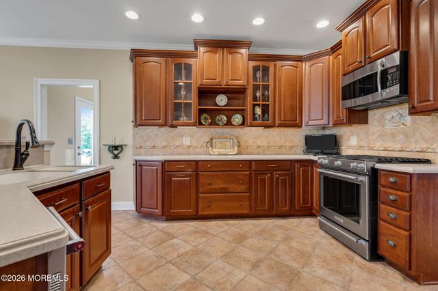 37 Olivia Way, Jackson, NJ 08527