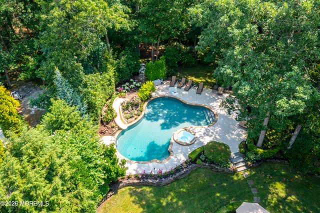 37 Olivia Way, Jackson, NJ 08527