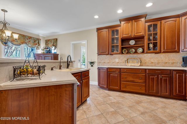 37 Olivia Way, Jackson, NJ 08527