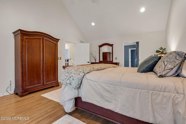 37 Olivia Way, Jackson, NJ 08527