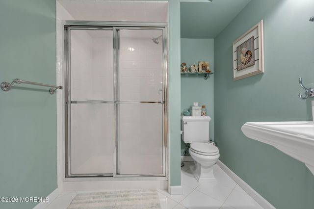 37 Olivia Way, Jackson, NJ 08527