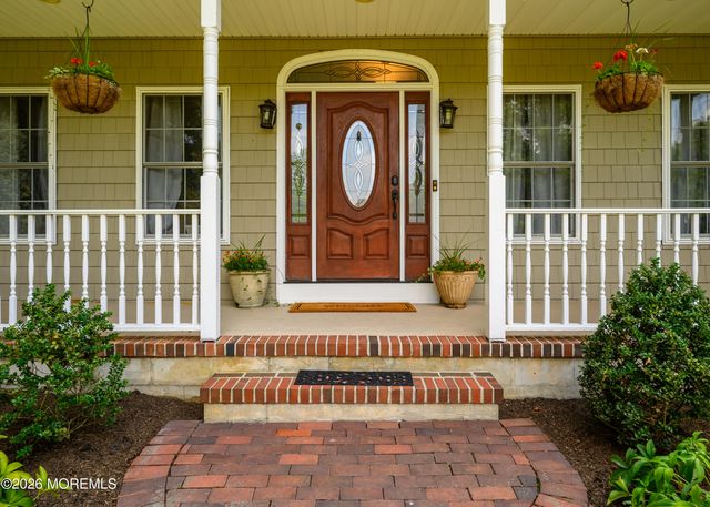 37 Olivia Way, Jackson, NJ 08527