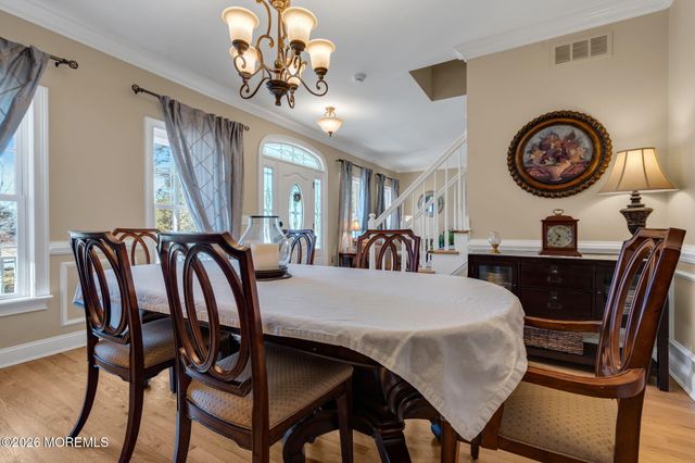 37 Olivia Way, Jackson, NJ 08527