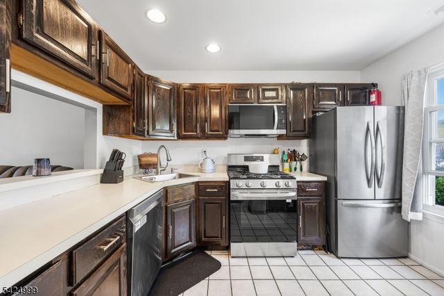 268 Gettysburg Way, Lincoln Park Boro, NJ 07035