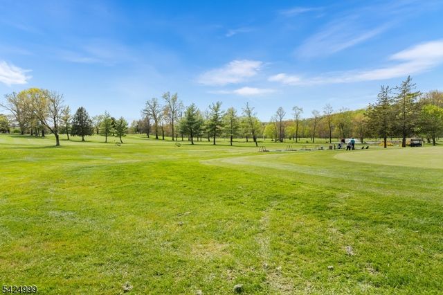 268 Gettysburg Way, Lincoln Park Boro, NJ 07035