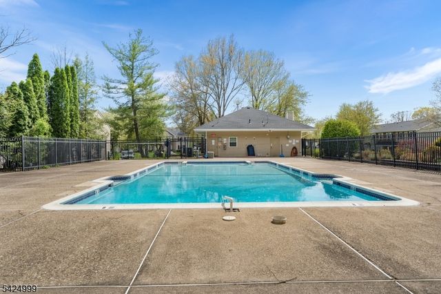 268 Gettysburg Way, Lincoln Park Boro, NJ 07035