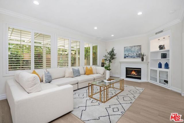 17 Mount Vernon, Irvine, CA 92620