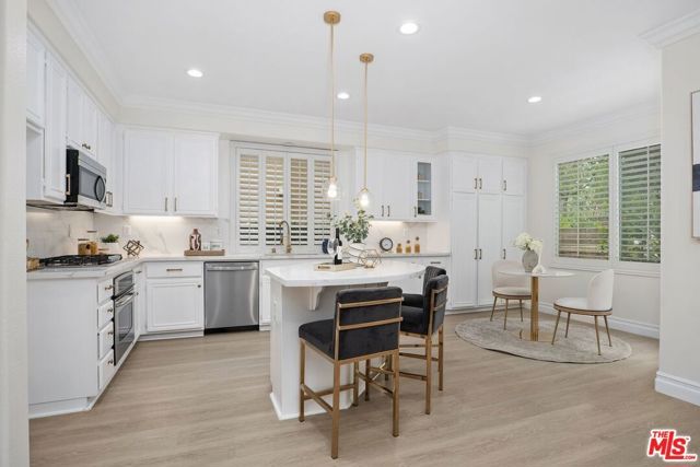 17 Mount Vernon, Irvine, CA 92620