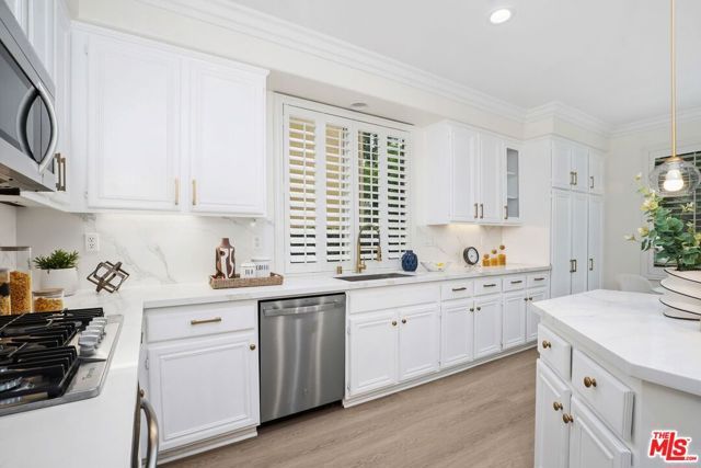 17 Mount Vernon, Irvine, CA 92620