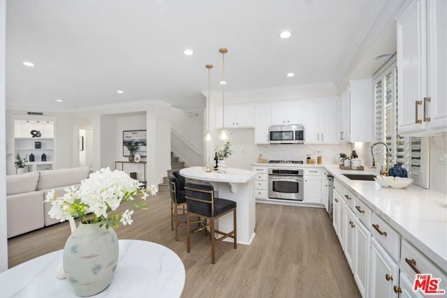 17 Mount Vernon, Irvine, CA 92620